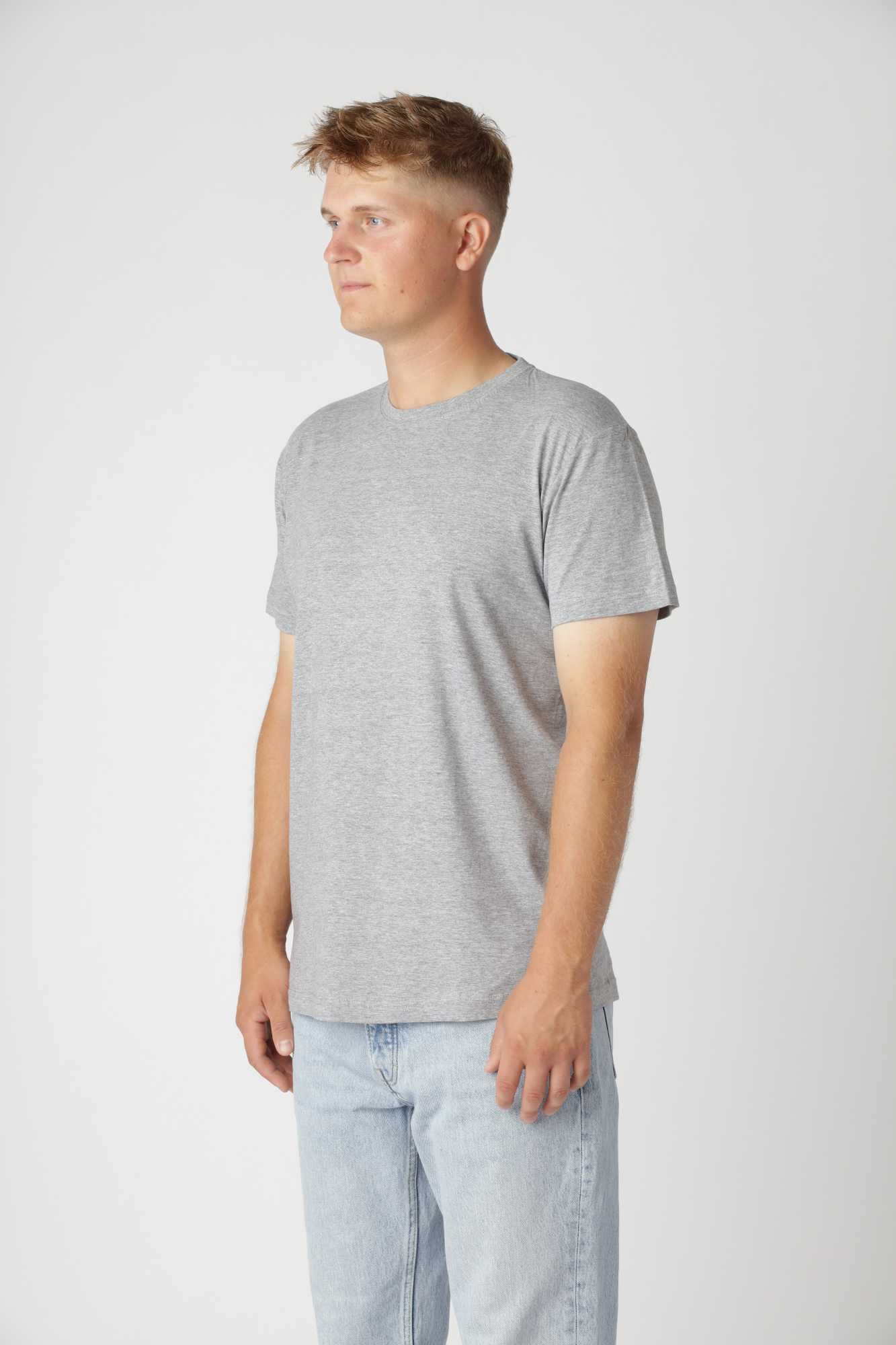 Oxford Grey basic t-shirt med holdbar pasform og farve, selv efter mange vaske
