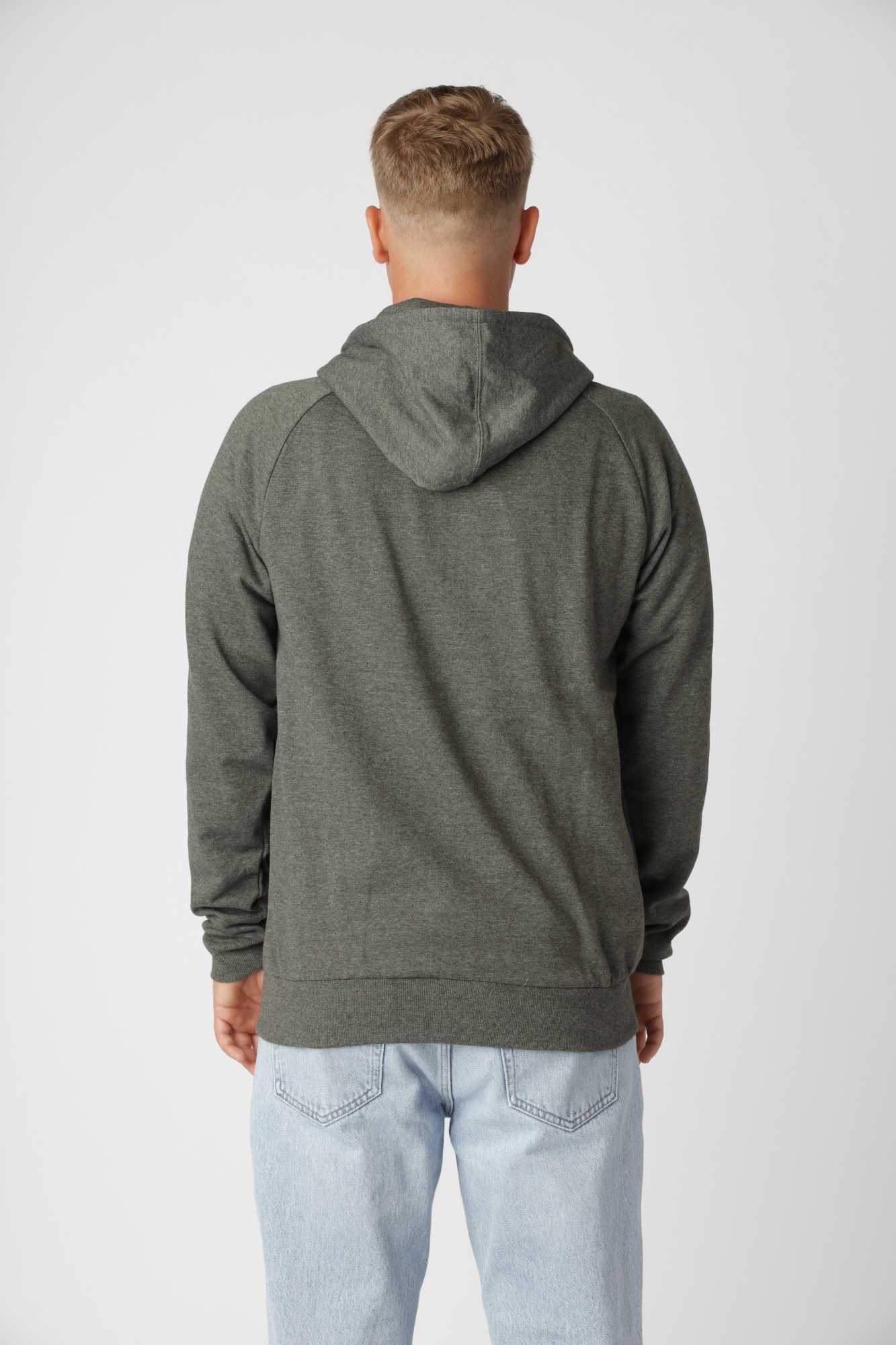 Basic zip-up hoodie i Meleret Grøn i afdæmpet meleret grøn, nem at kombinere med garderoben.
